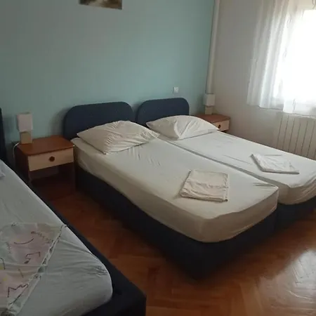 2d Apartment Grebastica