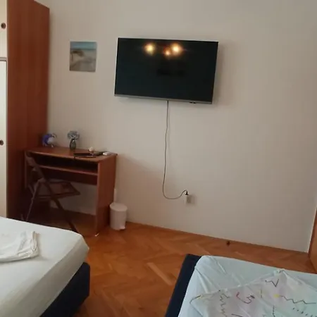Διαμέρισμα 2d *