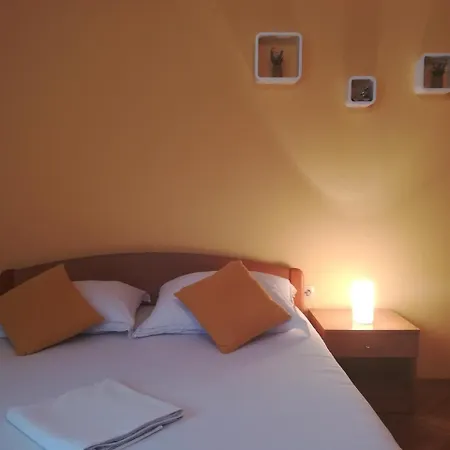 2d Apartment