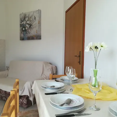 Apartment 2d