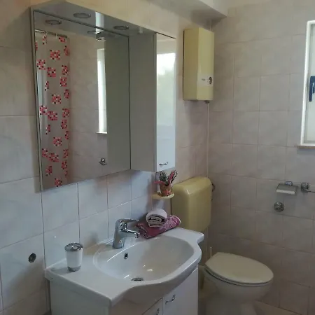 2d Apartment